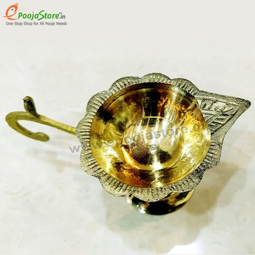 Pure Brass Ekaharathi Diya / Deepam With Handle