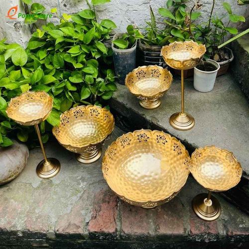 Urli Set (3pcs) and Lotus Stands (3sets)